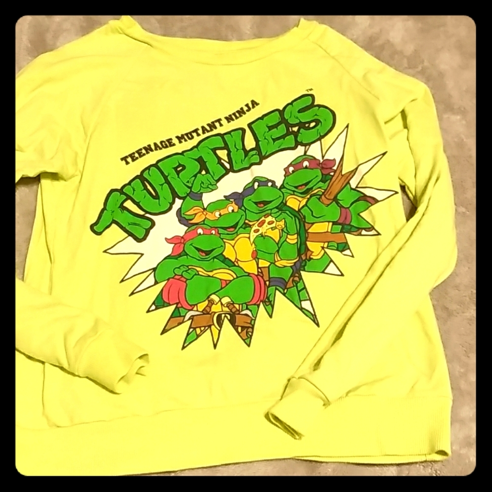 Sweatshirt